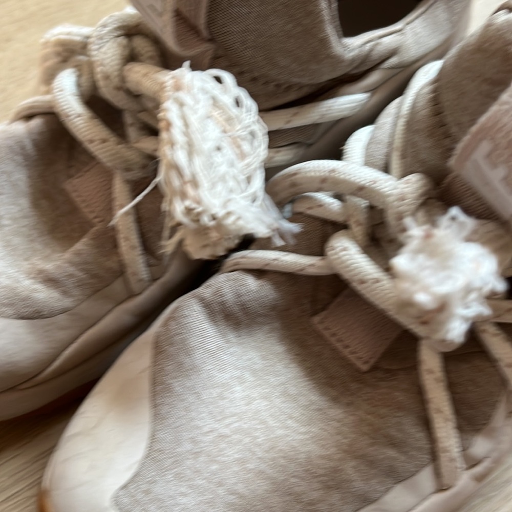 Nikes - Picture 9 of 11